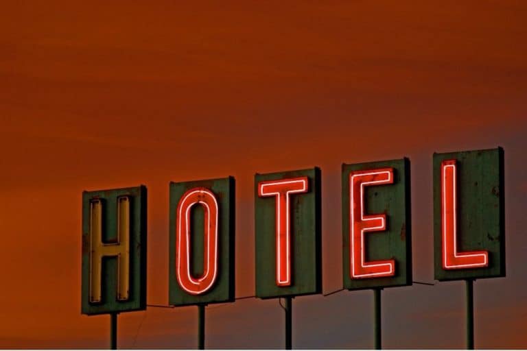 19 Tips for Saving Money on Your Hotel Stay